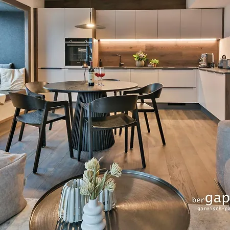 Bergalpine Apartament